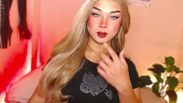 MissRumi Hunter online show from December 15, 7:41 pm