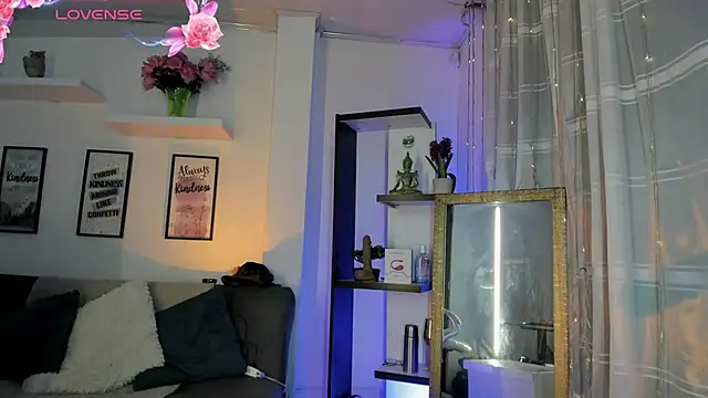 Angeel of lust online show from May 3, 4:28 am