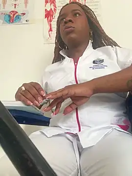 LicyEvans1 online show from March 3, 9:33 pm