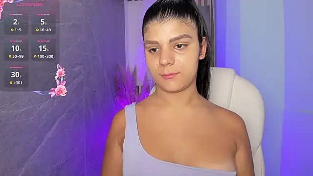 PauliinaBelle  online show from April 25, 1:41 pm