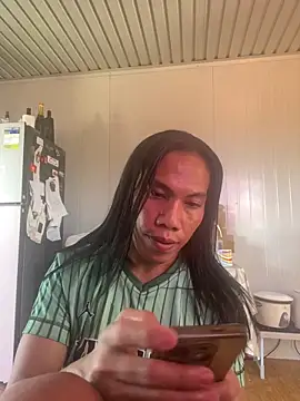 miss ele online show from April 3, 2:43 am