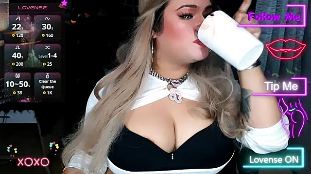 xHugeHarleySelfsuckerx online show from October 22, 4:58 am