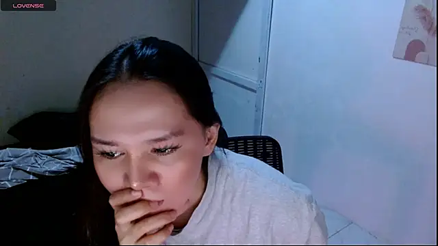 Tiffany Roxette online show from January 9, 8:25 pm