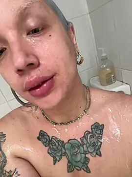 Sun Sooll  online show from March 15, 4:10 pm