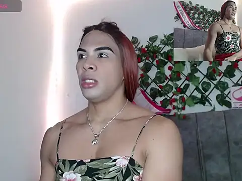 Coral Santana x online show from December 2, 4:10 pm