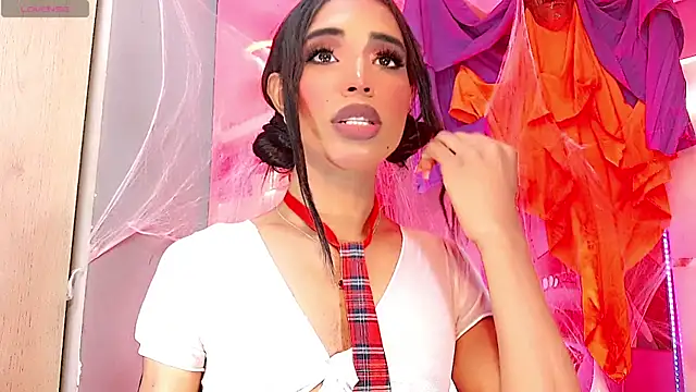 BabyAmatiis  online show from October 21, 1:23 pm