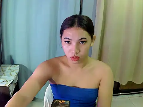 Chen Lavin online show from November 4, 7:35 pm