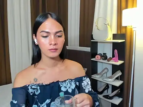 Sedictive Samantha online show from November 19, 11:16 pm