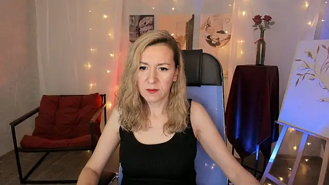 DonnaSmitth online show from February 4, 6:34 pm