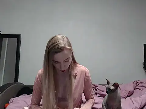 sophieryder online show from November 23, 8:16 am