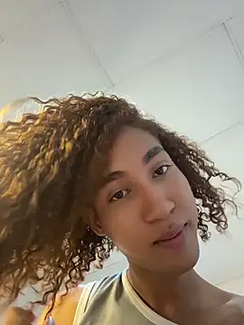 Chloe Celeste online show from May 15, 3:37 am