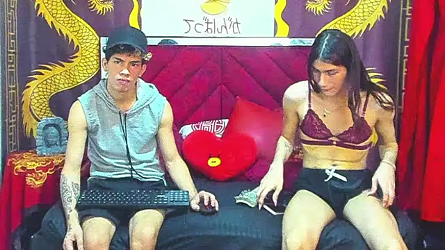 Pride couple online show from February 9, 2:18 am