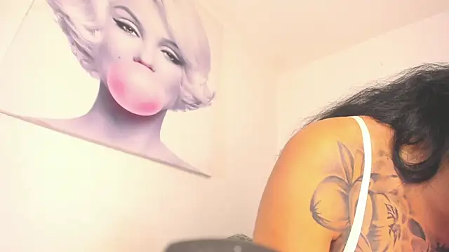 BiancaValentinna online show from November 6, 12:21 am