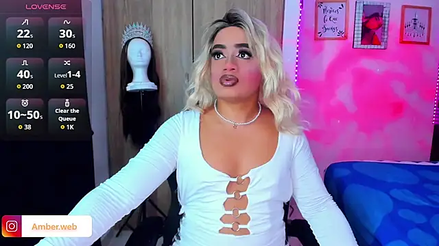 Sofiabigcock22 online show from March 26, 10:57 pm