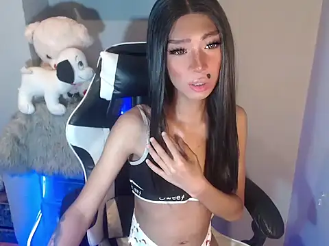 Yourasianbabyemma online show from October 30, 5:56 pm