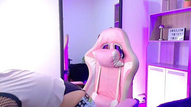 Lullaby Charade online show from December 5, 2:45 pm