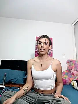 Ariadnne16 online show from October 24, 10:15 pm