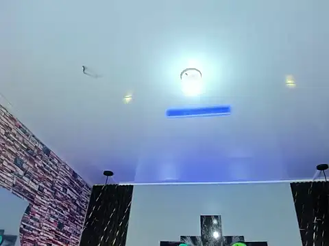 Jennfer Winson online show from November 23, 7:49 pm