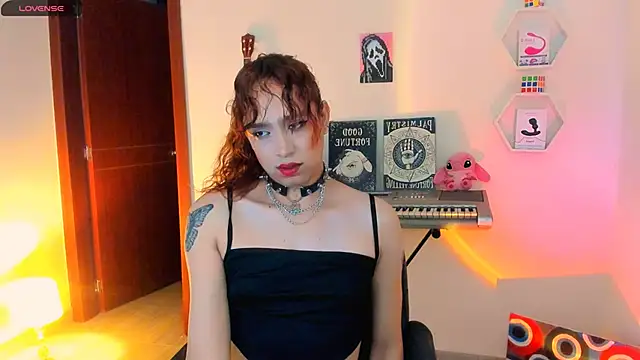 AdelineEsposito online show from January 16, 2:42 am