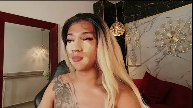 CHRIS TWIINK online show from April 19, 5:19 am