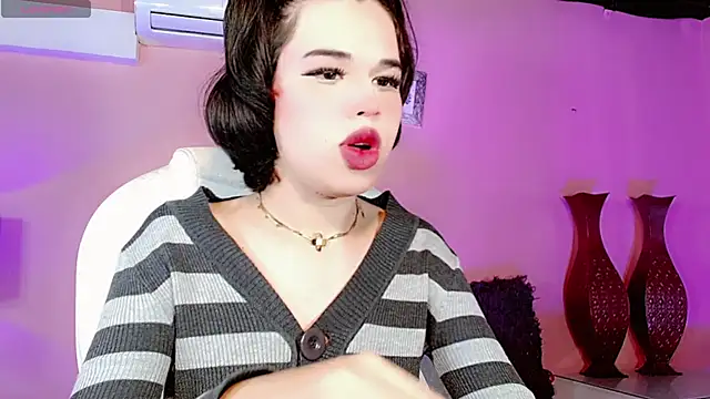 ClaudiaSophia online show from November 17, 11:43 am