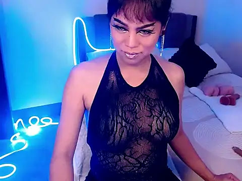 squirterts online show from December 19, 12:43 pm