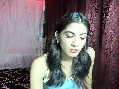 ursexykittykat xx online show from November 17, 4:07 pm