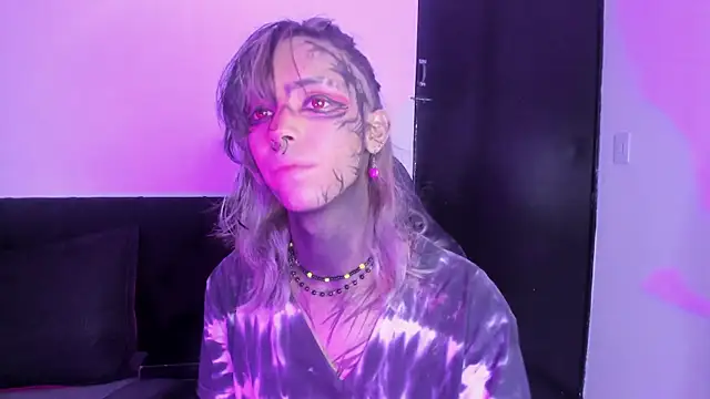 luxiel  online show from November 15, 10:52 pm