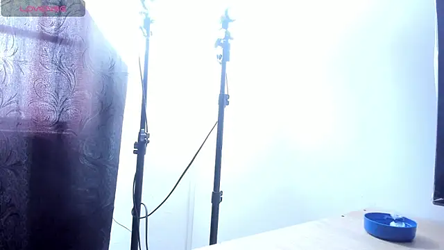 lolasweett  online show from November 10, 2:18 pm