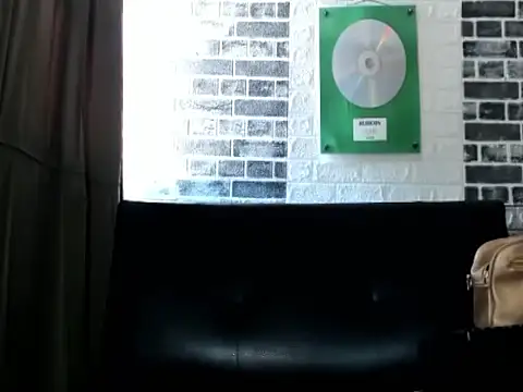 aurora russo  online show from December 20, 2:56 pm