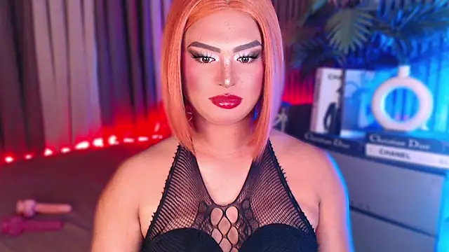 UrGoddess Sofia online show from April 6, 4:40 pm