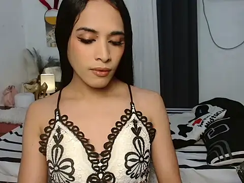 Casandrawang online show from April 9, 8:59 pm