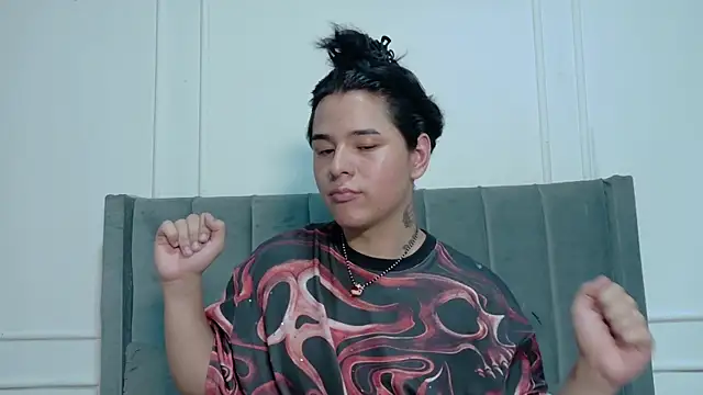 Angel-umbra online show from March 1, 4:40 am