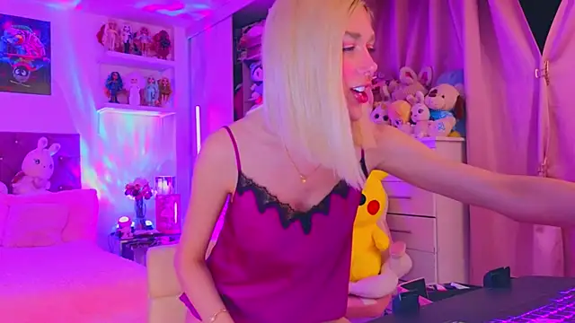 MadamBarbiee online show from March 3, 12:28 am