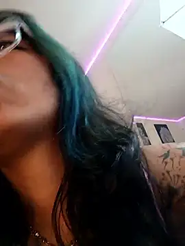 SamathaMay online show from March 10, 1:03 pm