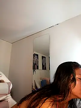 SamathaMay online show from April 1, 1:41 pm