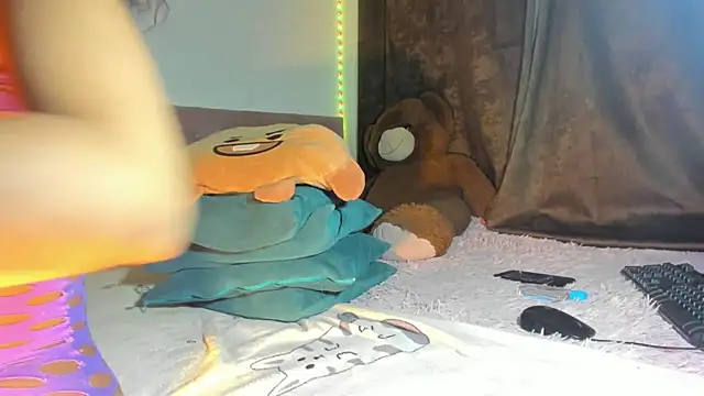 exotis tiahara777 online show from February 1, 12:42 am