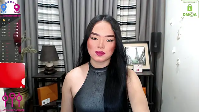 Fantacyloverr online show from April 18, 9:33 am