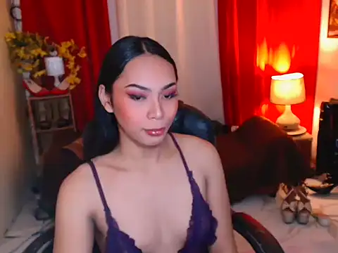 kylieEmparado online show from May 24, 10:34 am