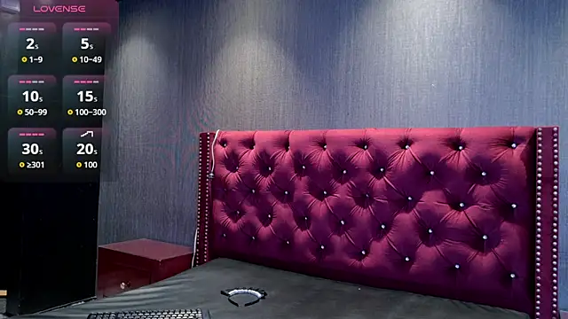 Shelly bat online show from April 10, 10:37 pm