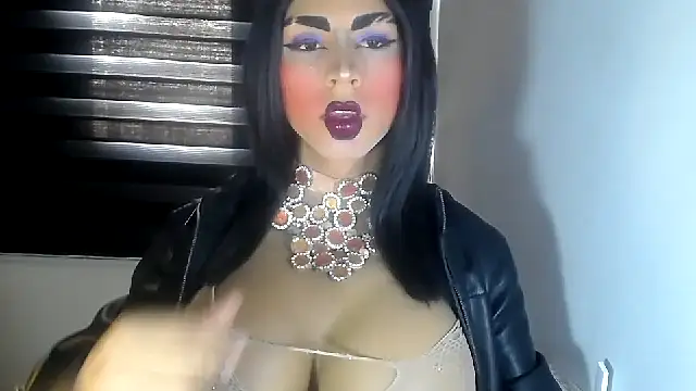 STEFANI MILLER online show from March 29, 12:28 pm