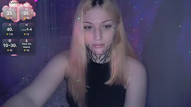 AlexaLaRose2 online show from December 22, 5:34 am