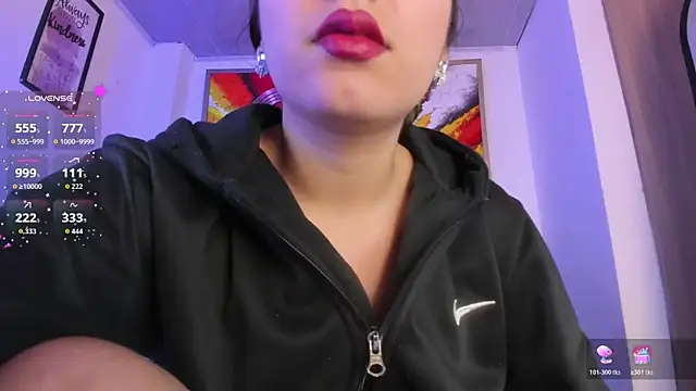 Violet Blazee online show from March 1, 11:49 am