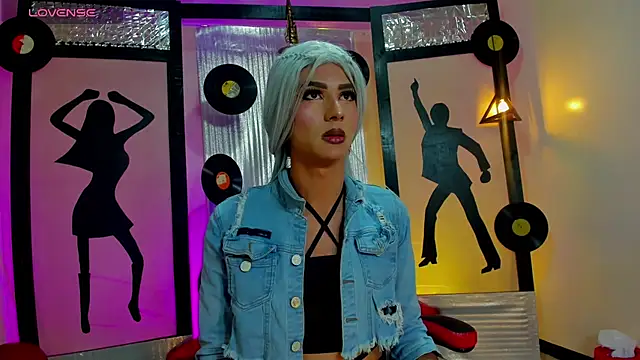 Sharlo  online show from January 13, 3:47 am