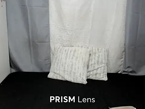 renny gurl online show from February 6, 4:45 pm