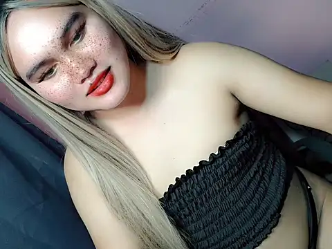 TASTE LIKECANDY online show from February 20, 6:19 am