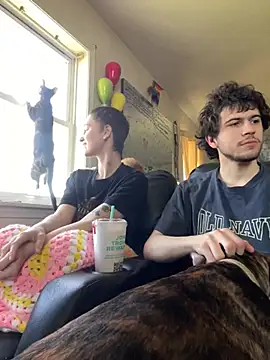 SugarNCinnamon online show from March 8, 6:22 pm