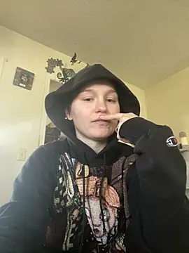 SugarNCinnamon online show from April 6, 6:41 pm