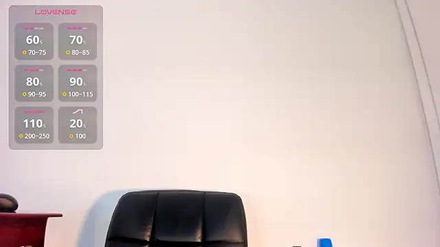 naughtylizeth  online show from February 7, 10:38 pm