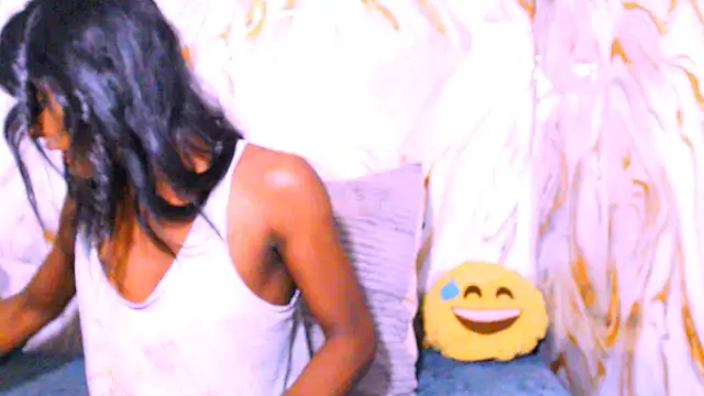 spicybarbie online show from April 28, 5:06 pm